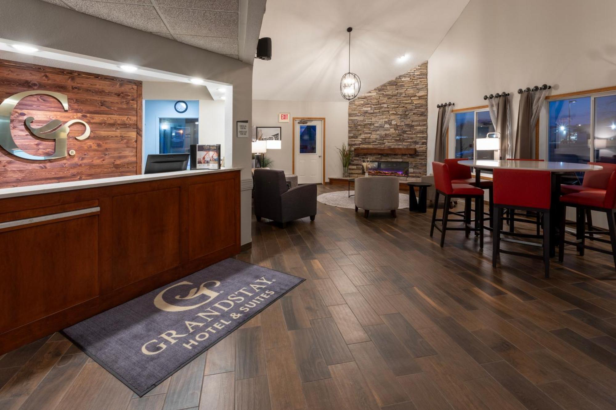 Grandstay &