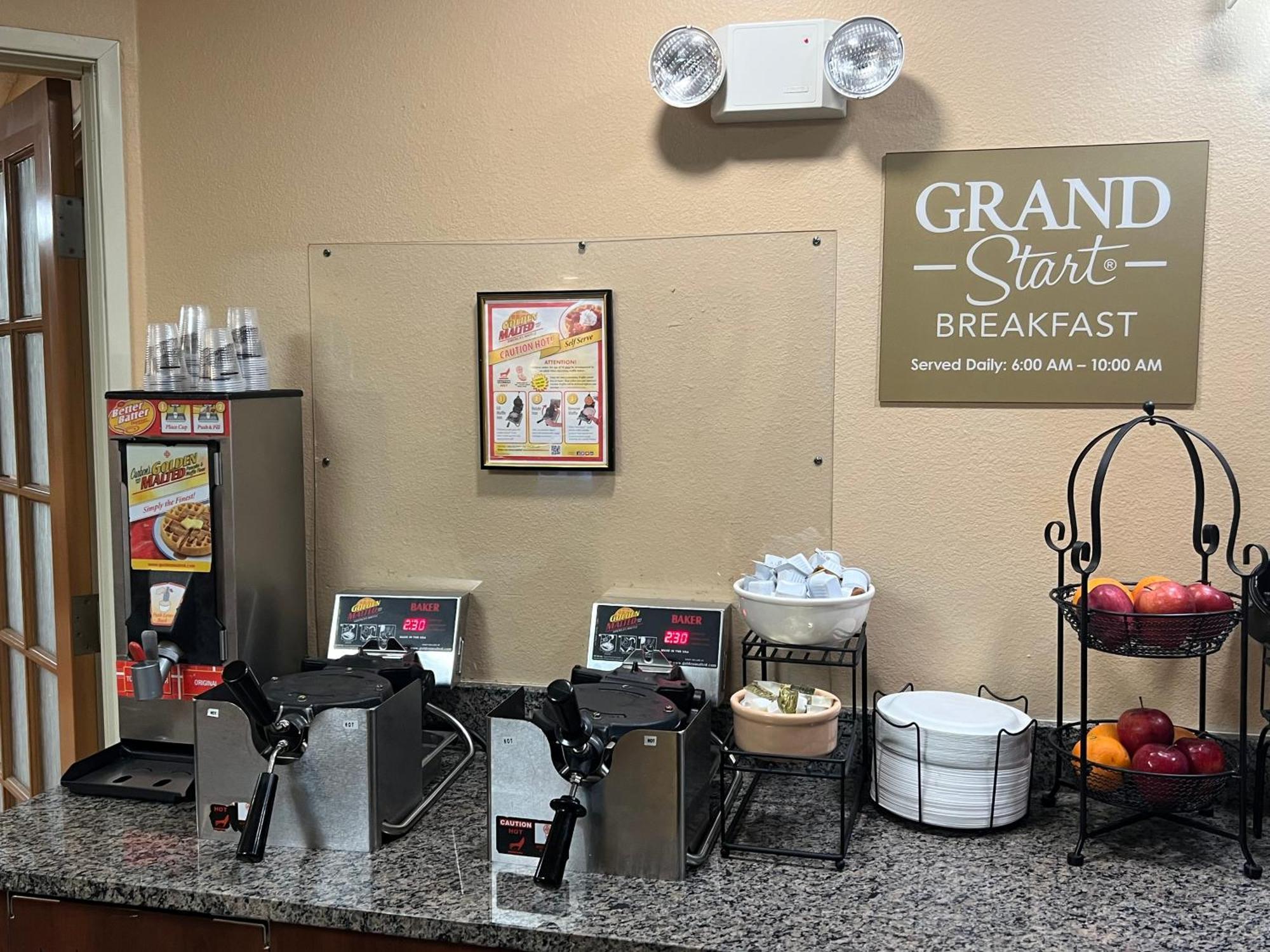 Grandstay & Hotel
